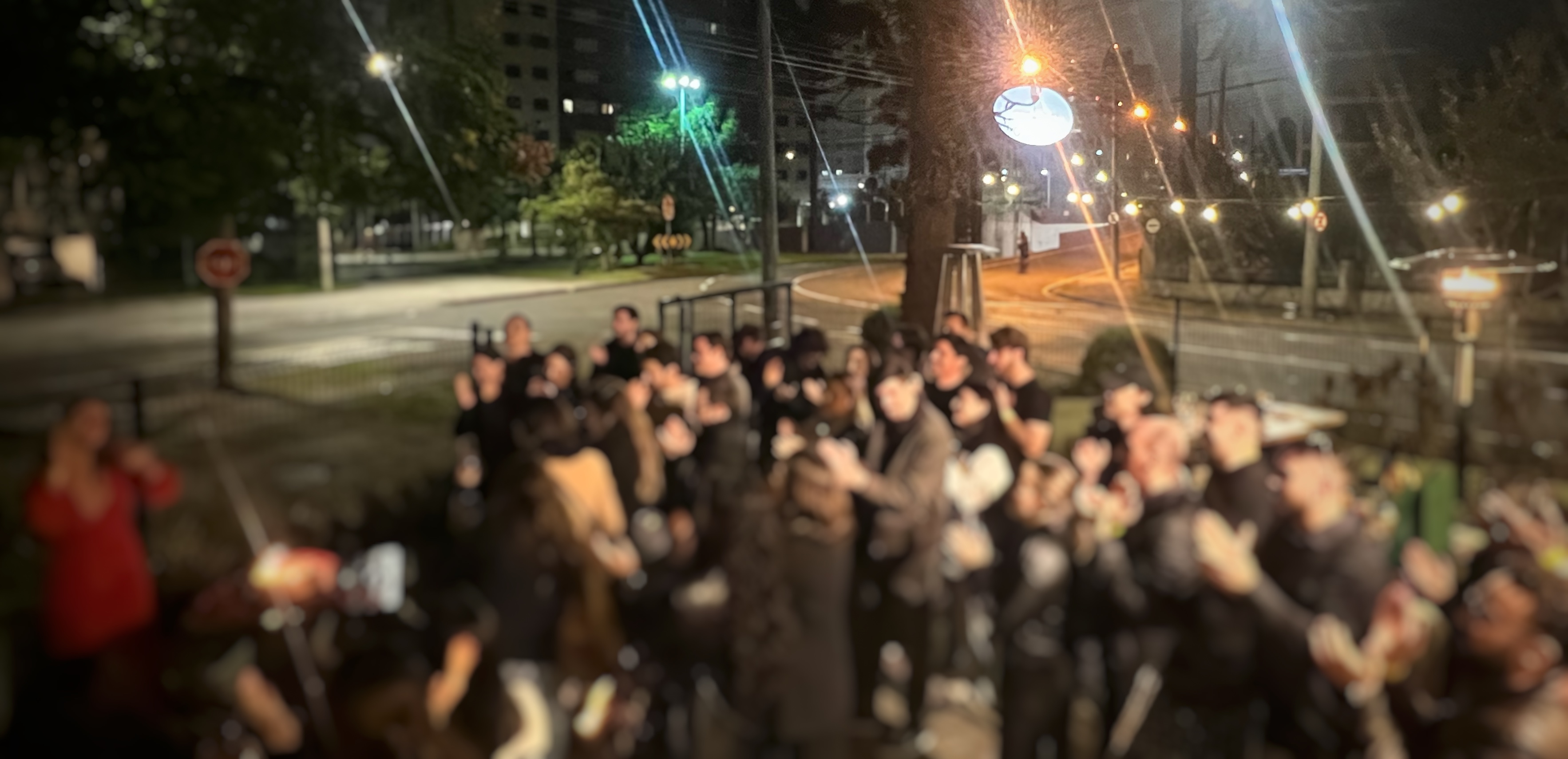 Ambiente do Donna Taça à noite